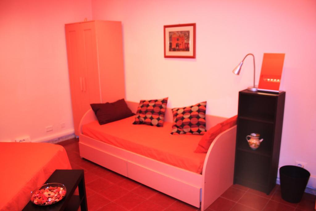 روما Le Tre Sorelle B&B Garbatella الغرفة الصورة